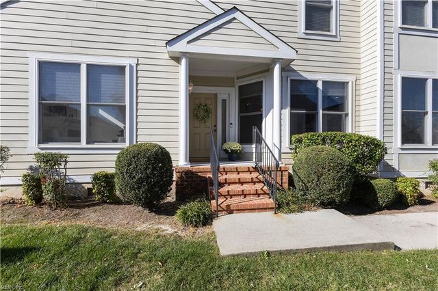 1040 Collection Creek Way, Virginia Beach, VA 23454
