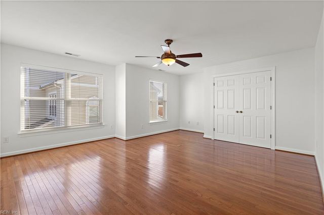 1040 Collection Creek Way, Virginia Beach, VA 23454