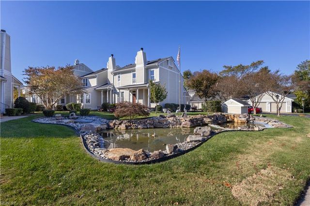 1040 Collection Creek Way, Virginia Beach, VA 23454
