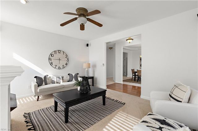1040 Collection Creek Way, Virginia Beach, VA 23454