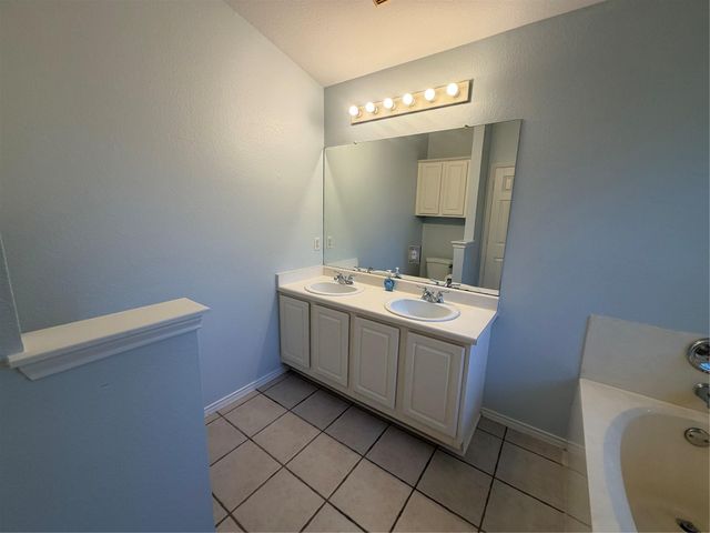 1507 Catalina DR, Leander, TX 78641