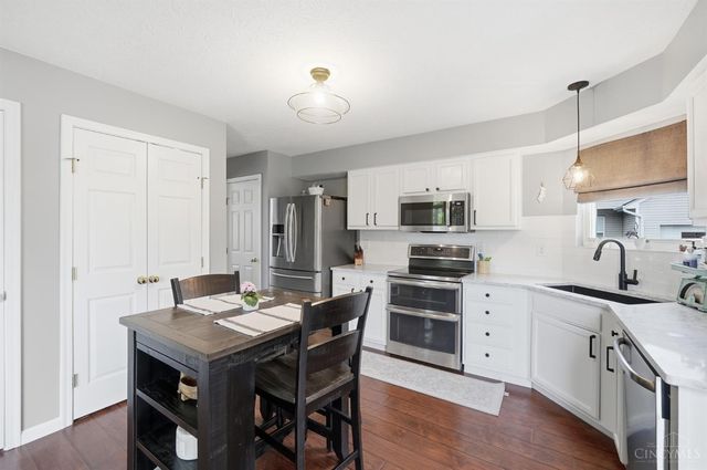 1447 Stableview Circle, Hamilton Twp, OH 45039