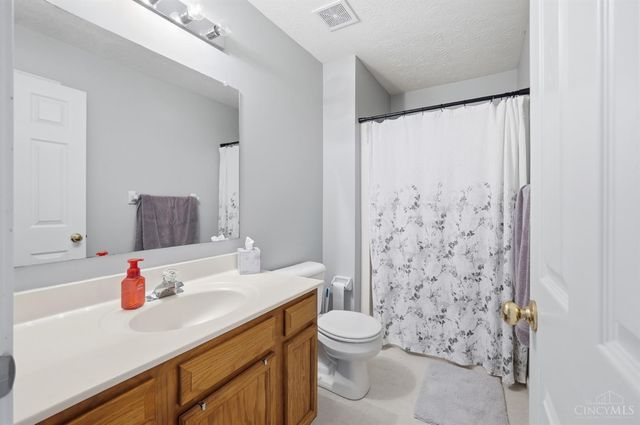 1447 Stableview Circle, Hamilton Twp, OH 45039