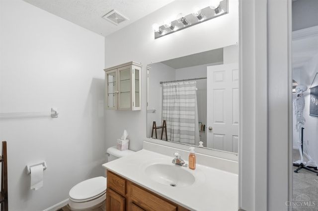 1447 Stableview Circle, Hamilton Twp, OH 45039