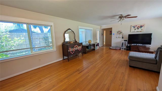 2469 BROADVUE AVENUE, Eustis, FL 32726