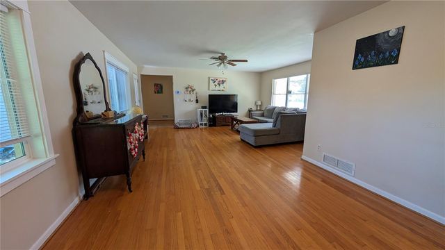 2469 BROADVUE AVENUE, Eustis, FL 32726