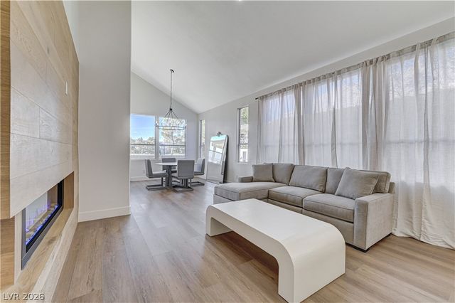 1317 Fox Acres Drive, Las Vegas, NV 89134