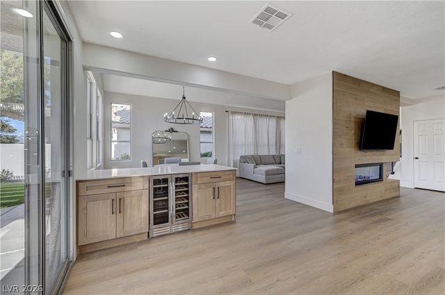 1317 Fox Acres Drive, Las Vegas, NV 89134