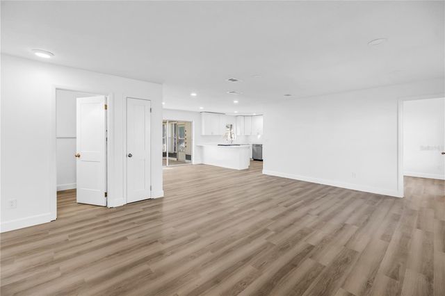 6127 18TH STREET, Zephyrhills, FL 33542