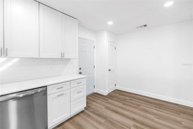 6127 18TH STREET, Zephyrhills, FL 33542