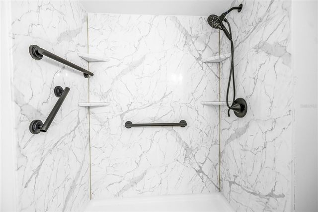 6127 18TH STREET, Zephyrhills, FL 33542