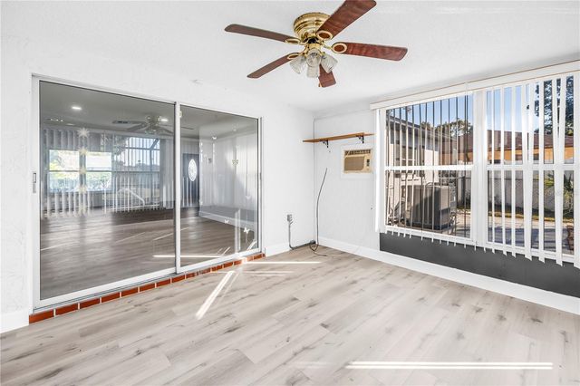 6127 18TH STREET, Zephyrhills, FL 33542