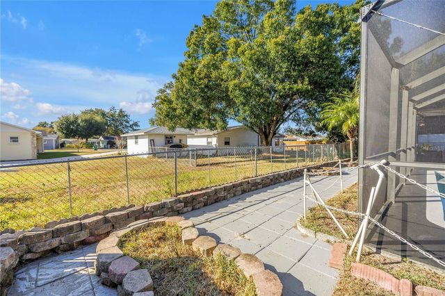 6127 18TH STREET, Zephyrhills, FL 33542