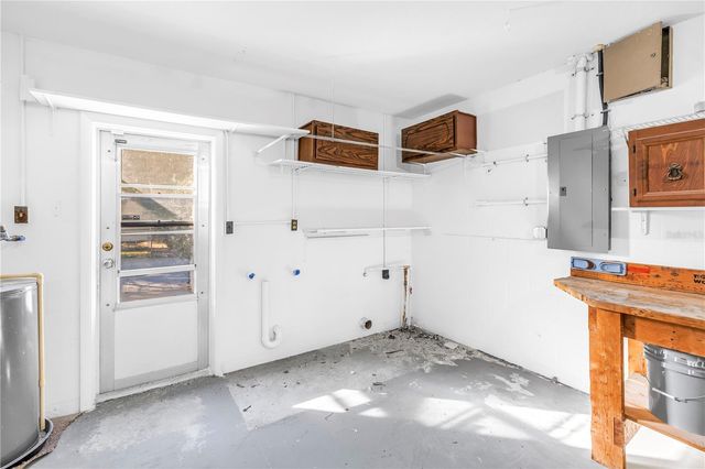 6127 18TH STREET, Zephyrhills, FL 33542