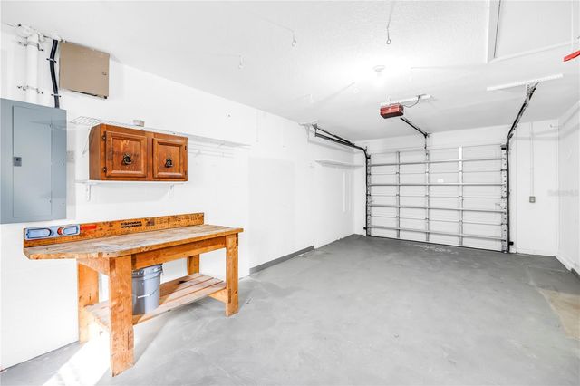 6127 18TH STREET, Zephyrhills, FL 33542