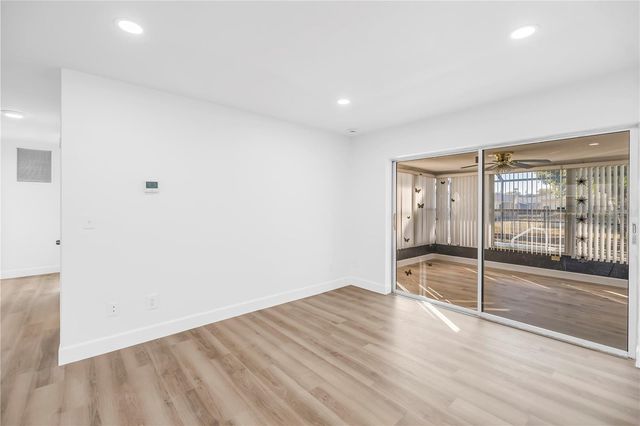 6127 18TH STREET, Zephyrhills, FL 33542