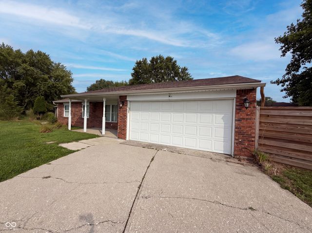 7938 Inverness Drive, Indianapolis, IN 46237