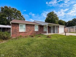 7938 Inverness Drive, Indianapolis, IN 46237