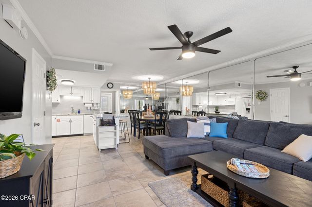 186 Robin Lane, Panama City Beach, FL 32407