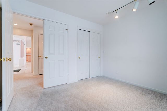 2 Dartmouth Court, Pittsford, NY 14534