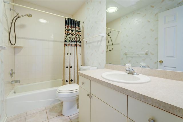 2 Dartmouth Court, Pittsford, NY 14534