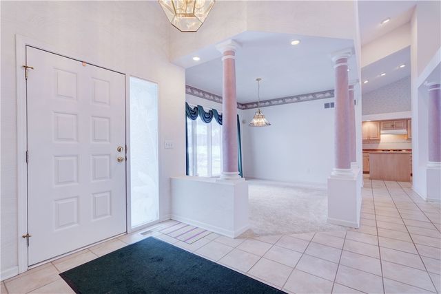 2 Dartmouth Court, Pittsford, NY 14534