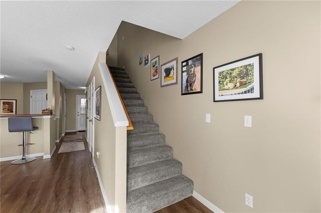 5521 N Fairmount Avenue, Kansas City, MO 64118