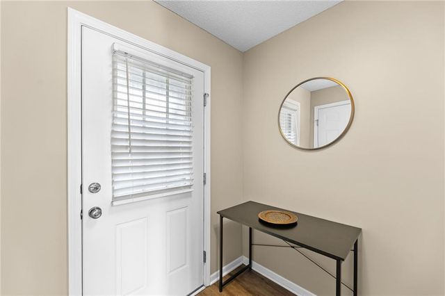 5521 N Fairmount Avenue, Kansas City, MO 64118