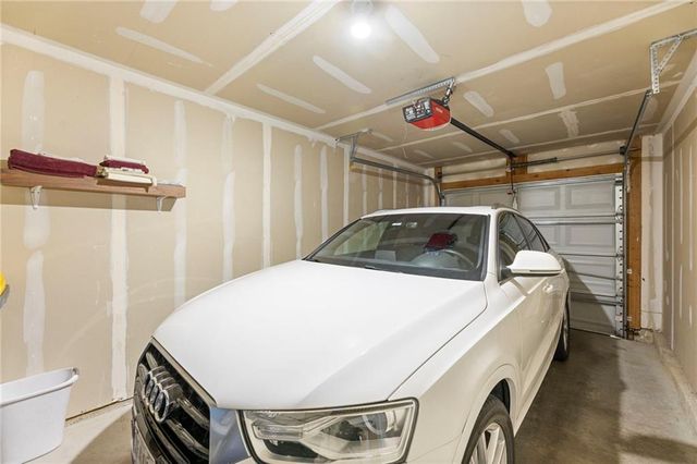 5521 N Fairmount Avenue, Kansas City, MO 64118