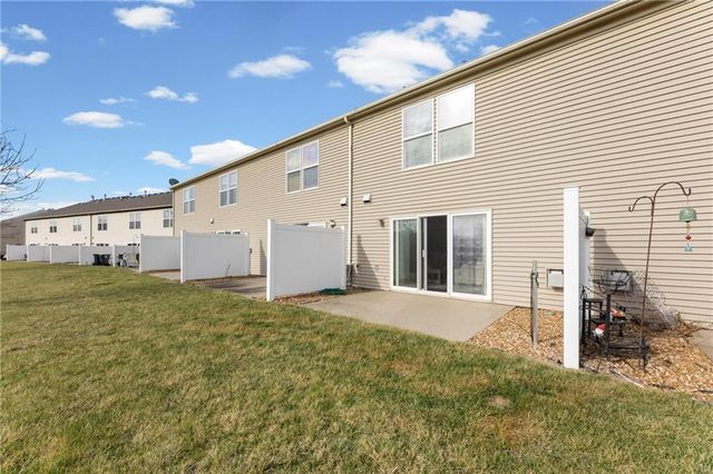 5521 N Fairmount Avenue, Kansas City, MO 64118