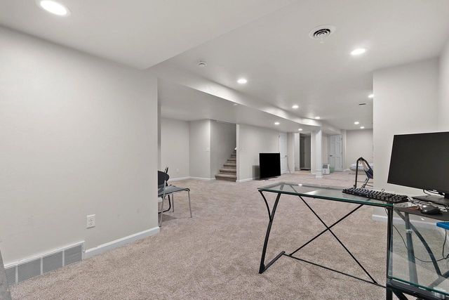3529 N CHAPPELL DRIVE, Appleton, WI 54914
