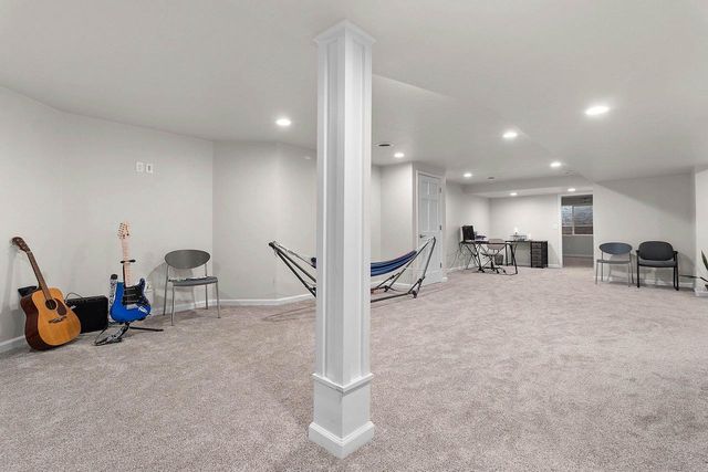 3529 N CHAPPELL DRIVE, Appleton, WI 54914