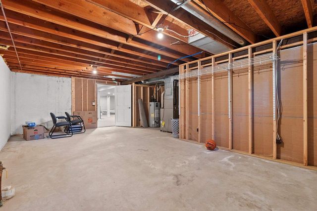 3529 N CHAPPELL DRIVE, Appleton, WI 54914