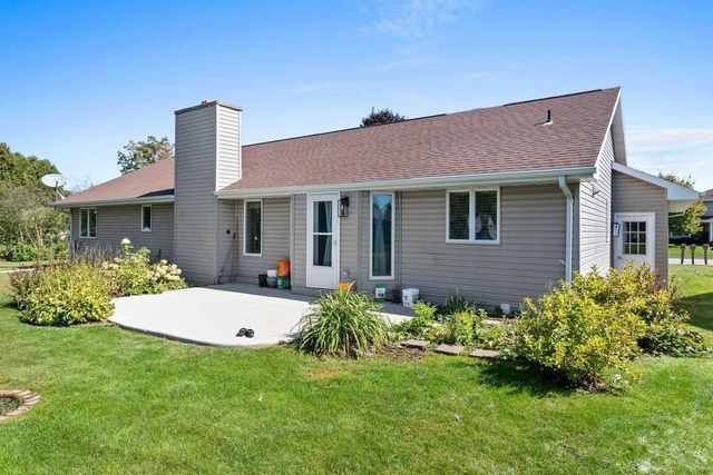 3529 N CHAPPELL DRIVE, Appleton, WI 54914