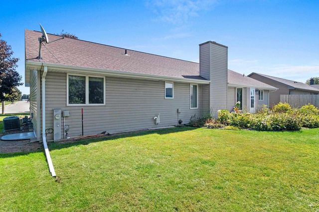3529 N CHAPPELL DRIVE, Appleton, WI 54914