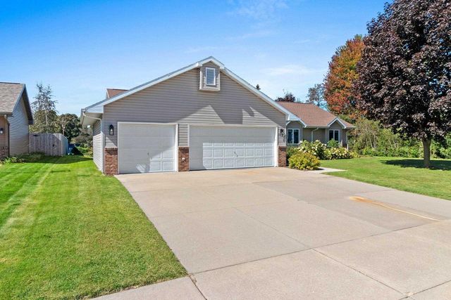 3529 N CHAPPELL DRIVE, Appleton, WI 54914