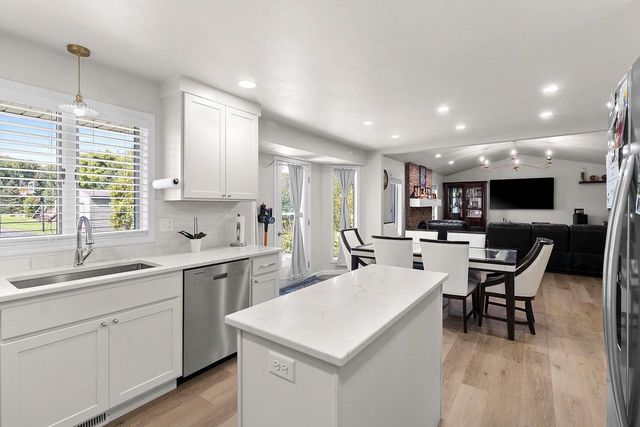 3529 N CHAPPELL DRIVE, Appleton, WI 54914