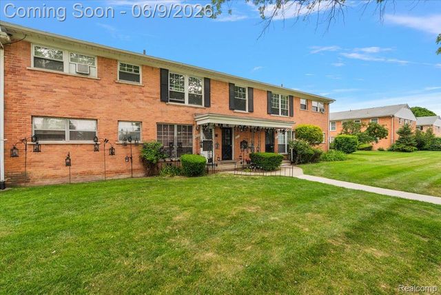 3211 Benjamin Avenue 13, Royal Oak, MI 48073