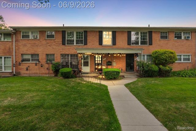 3211 Benjamin Avenue 13, Royal Oak, MI 48073