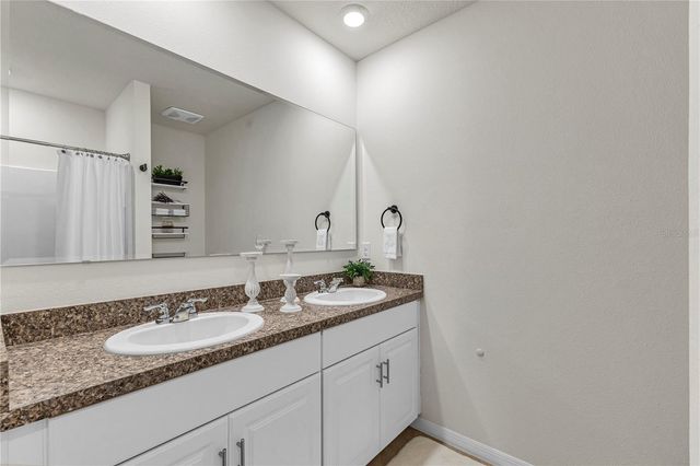 1702 WALNUT CREEK DRIVE, Kissimmee, FL 34744