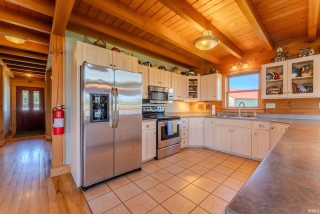 1598 N 300 E, Lagro, IN 46941