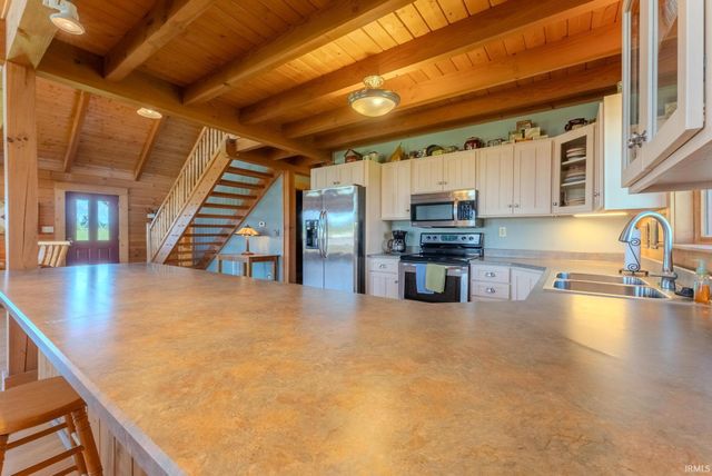 1598 N 300 E, Lagro, IN 46941