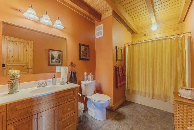 1598 N 300 E, Lagro, IN 46941