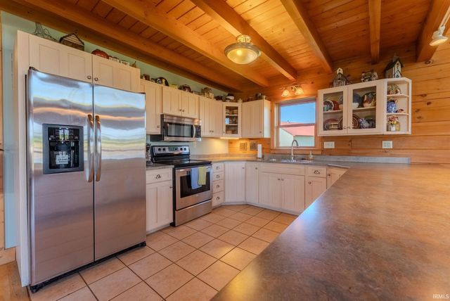 1598 N 300 E, Lagro, IN 46941