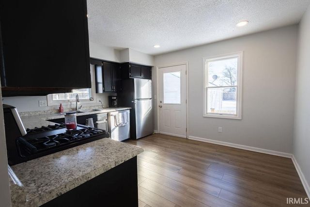 2525 Sunnymede Drive, Fort Wayne, IN 46803