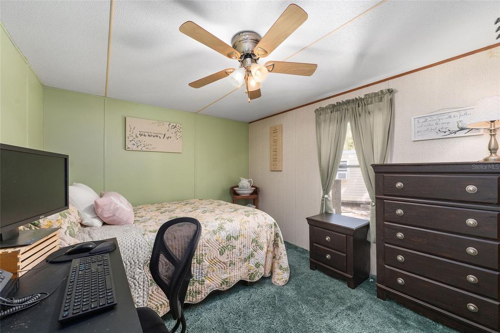 Image 15 of property listing at 161 HALL ROAD, Melrose, FL 32666