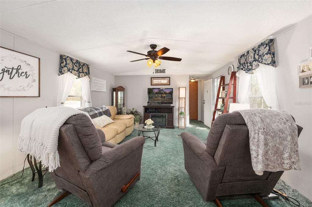 Image 16 of property listing at 161 HALL ROAD, Melrose, FL 32666