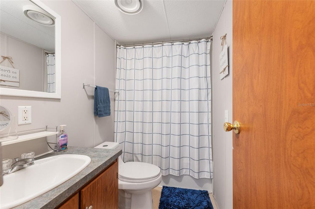 Image 33 of property listing at 161 HALL ROAD, Melrose, FL 32666