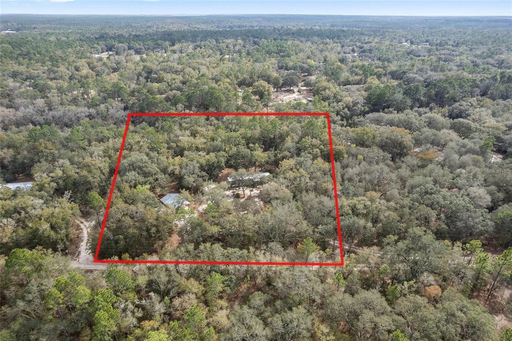 Image 37 of property listing at 161 HALL ROAD, Melrose, FL 32666