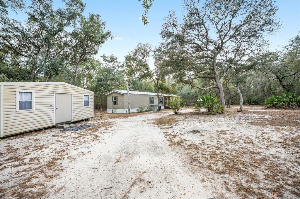 Image 51 of property listing at 161 HALL ROAD, Melrose, FL 32666
